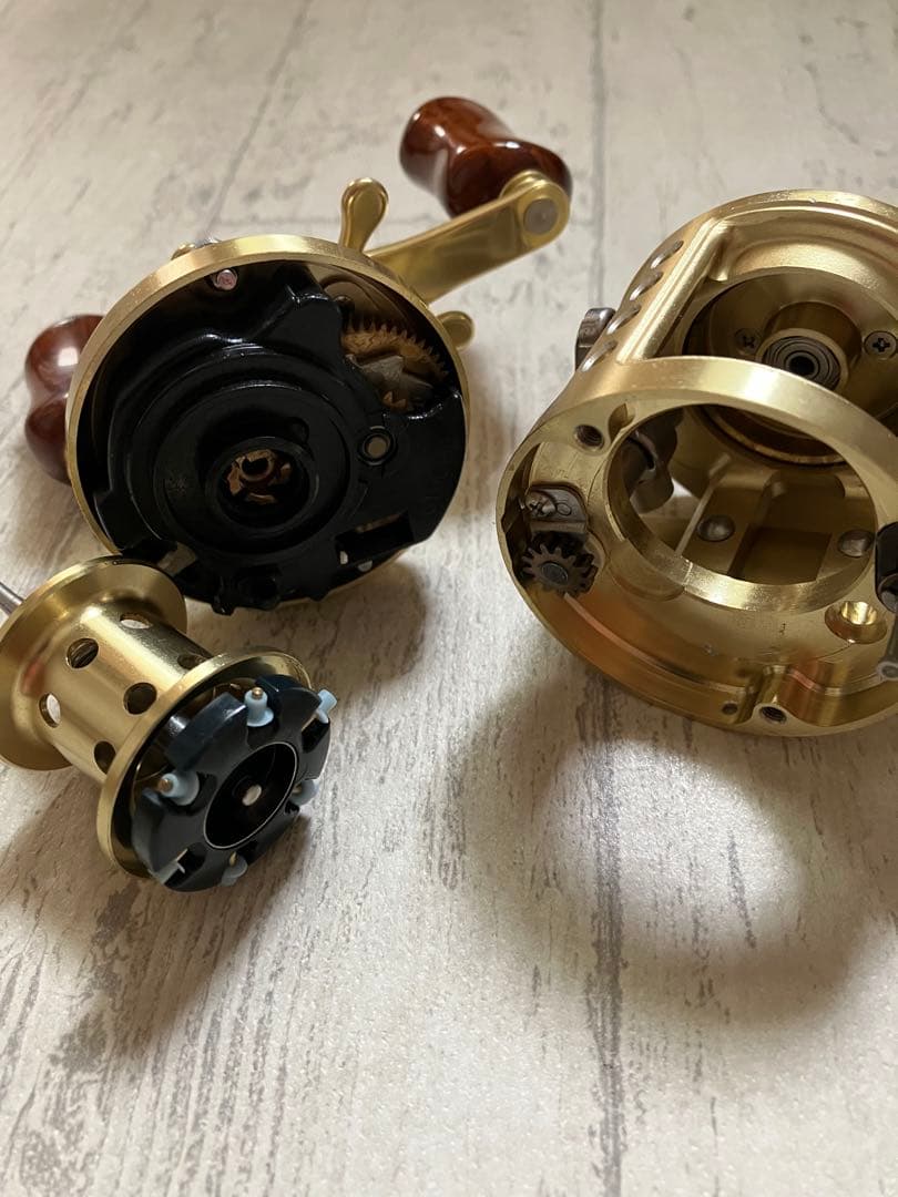 シマノ　カルカッタ51XT &05カルカッタ51 2台セット