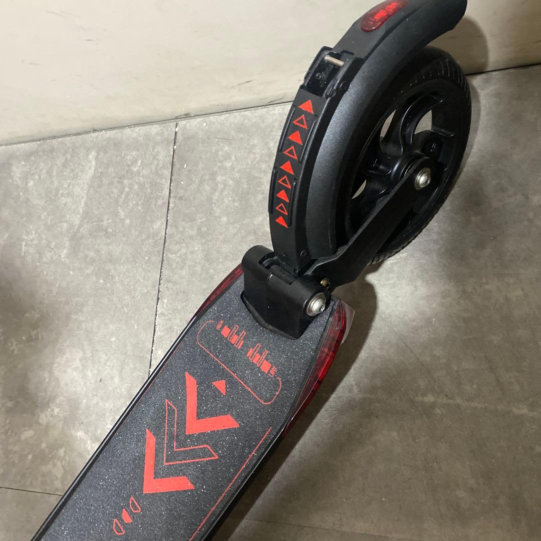 大人　折りたたみ　キックボード