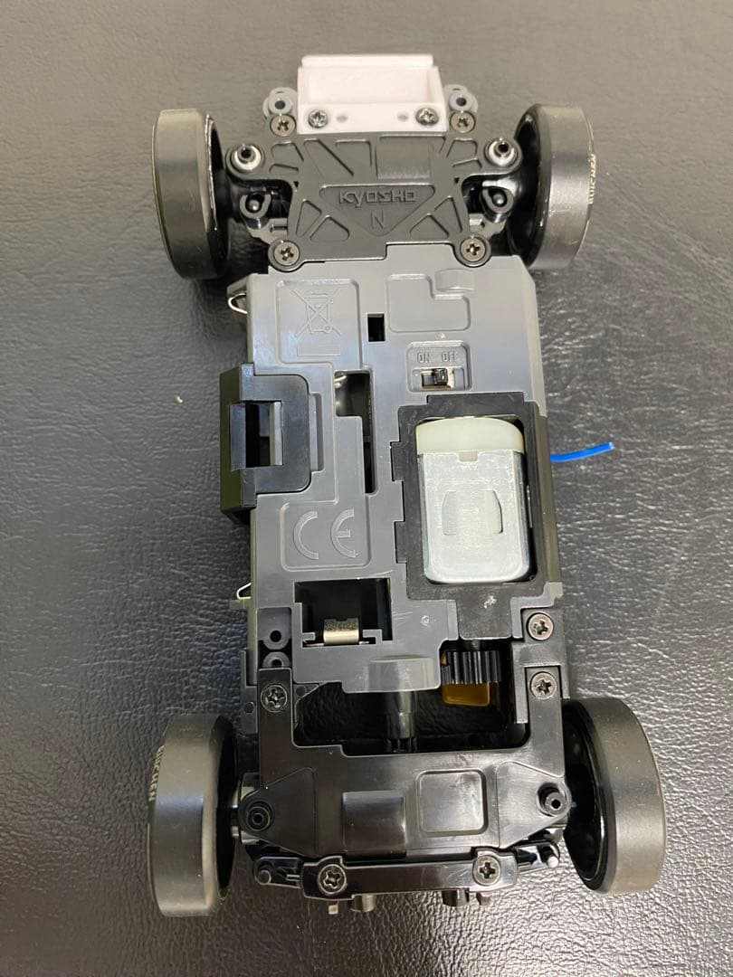 ミニッツ　awd ミニッツ ダッヂ チャレンジャー SRT ヘルキャット