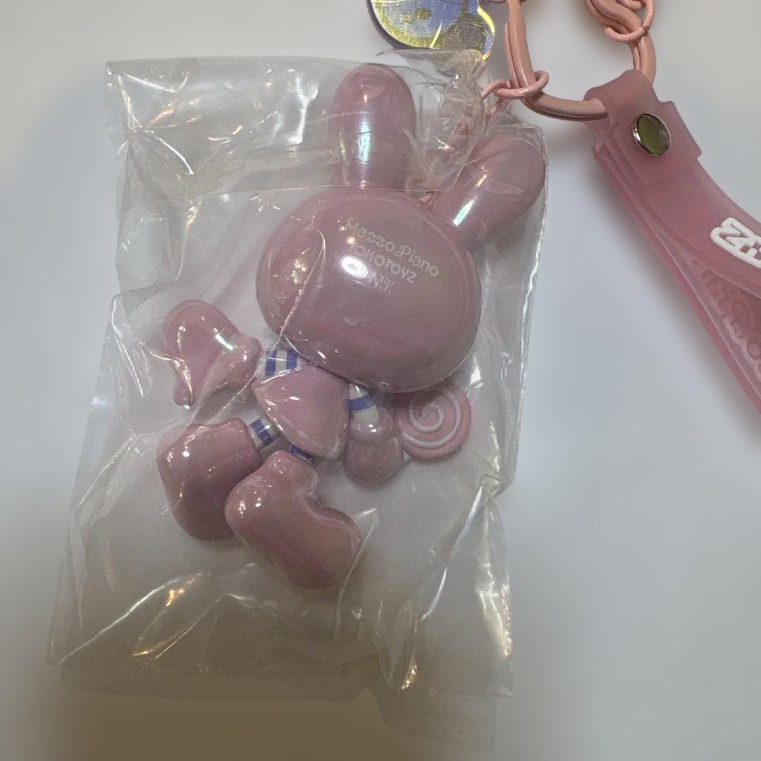 メゾピアノ　シークレットキャラチャーム　シークレット オーロラカラー