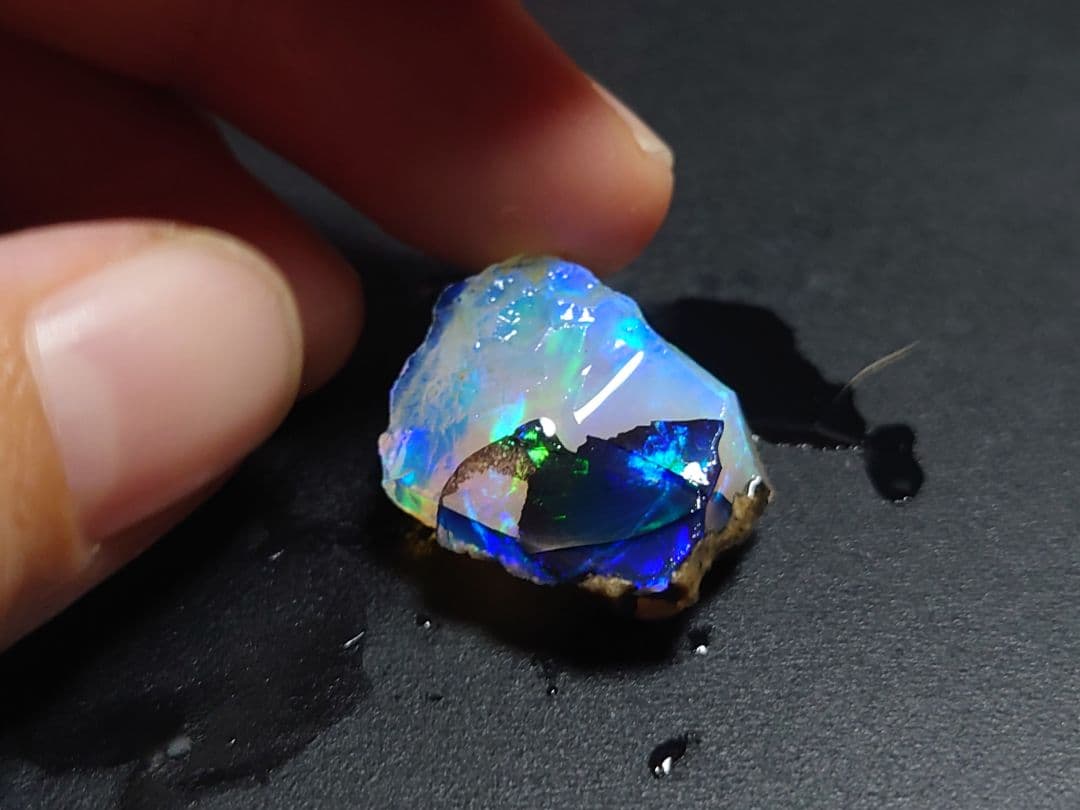 混合　エチオピアオパール　ウェロ産　チョーク　鉱物標本　原石