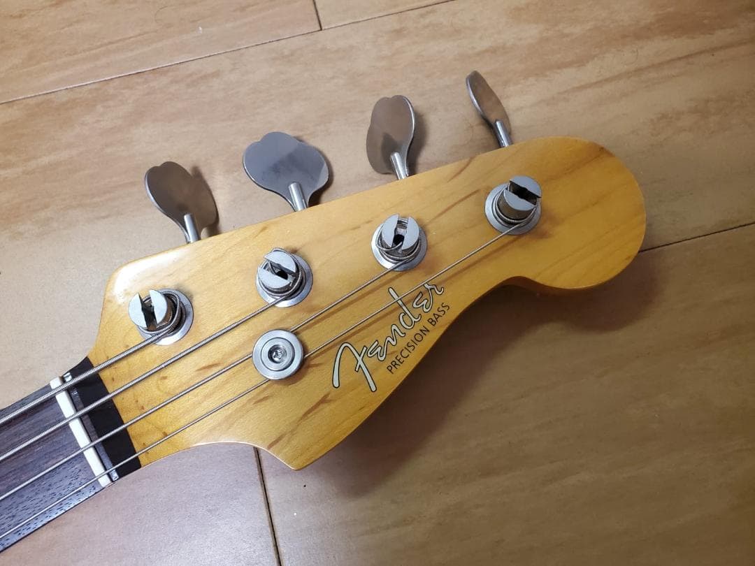 ベース Fender Precision Japan PB62-53 Vintage