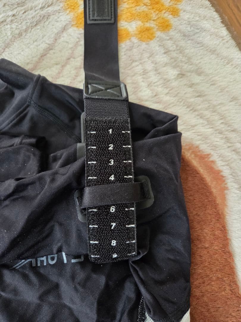 ZETT KAATS加圧トレーニング用シャツ