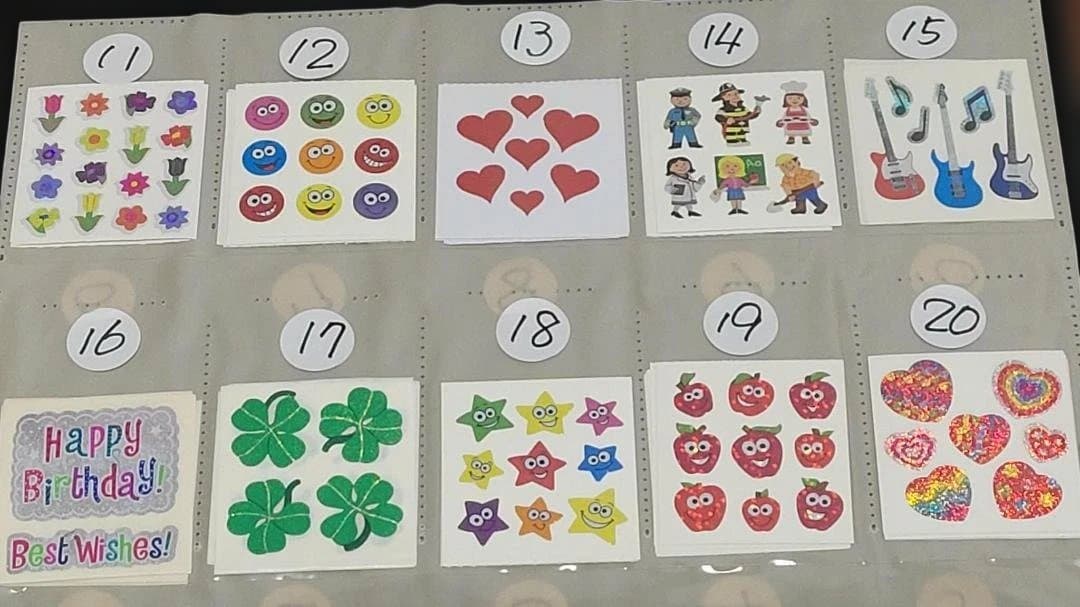 11-30サンディライオン【２１０円】シール