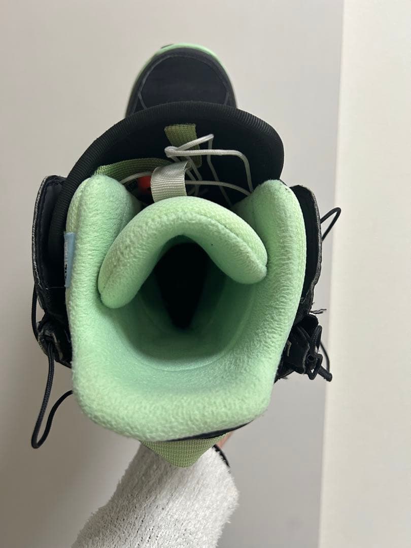 BURTON スノーボードブーツ 24cm ケース付き