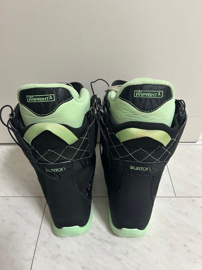 BURTON スノーボードブーツ 24cm ケース付き