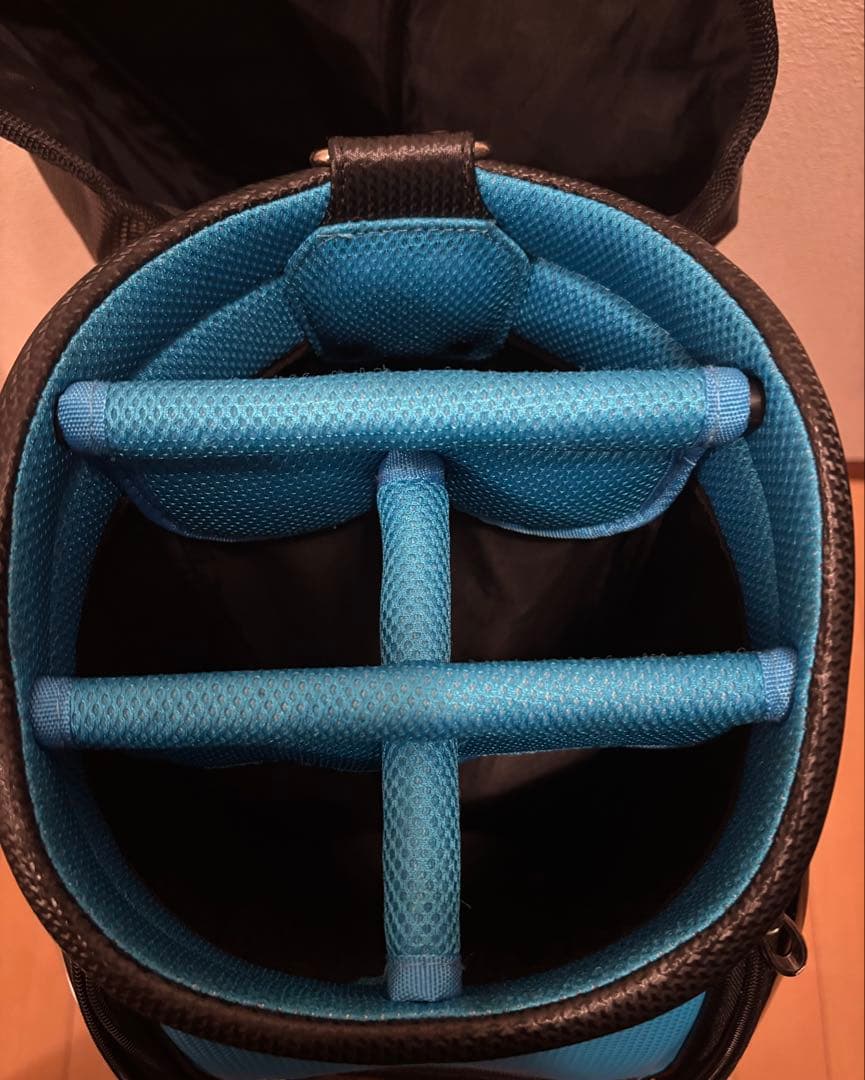 【美品・早い者勝ち】TaylorMade テーラーメイド キャディバッグ