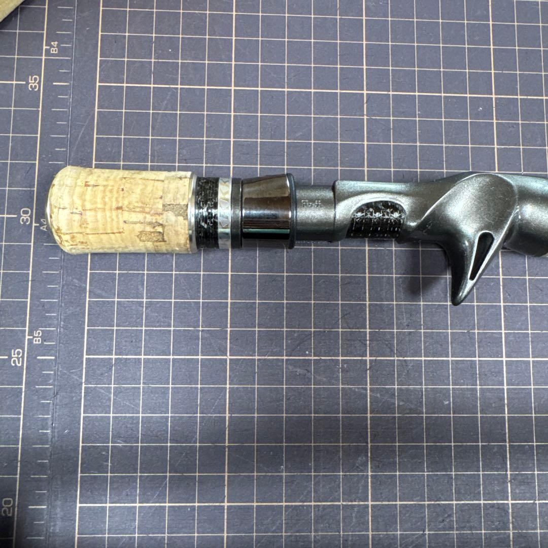 【引き取り限定】カレイドハスキーワインダークワトロプラス　グラスロッド