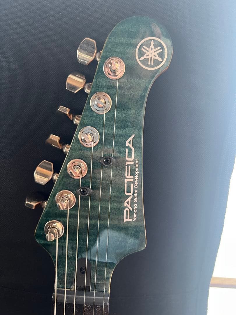 ギター YAMAHA PACIFICA 612 THR10ii