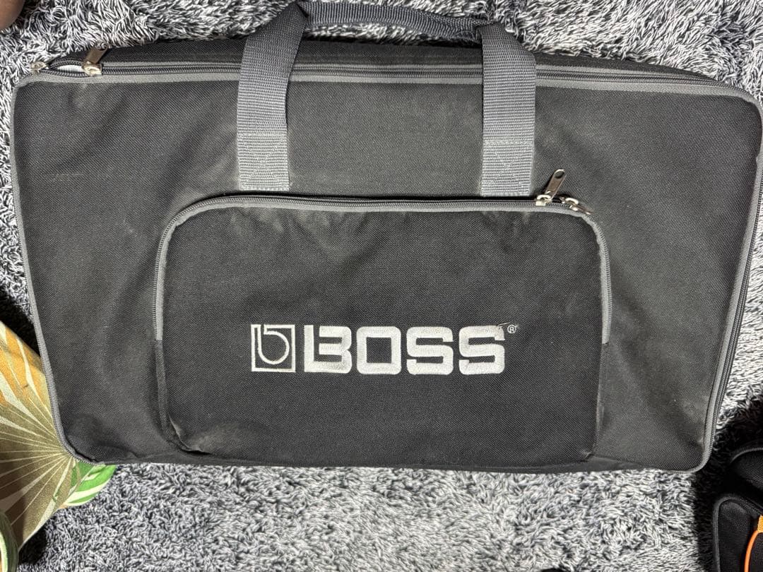 ギターマルチエフェクター　BOSS GT-8 超美品！