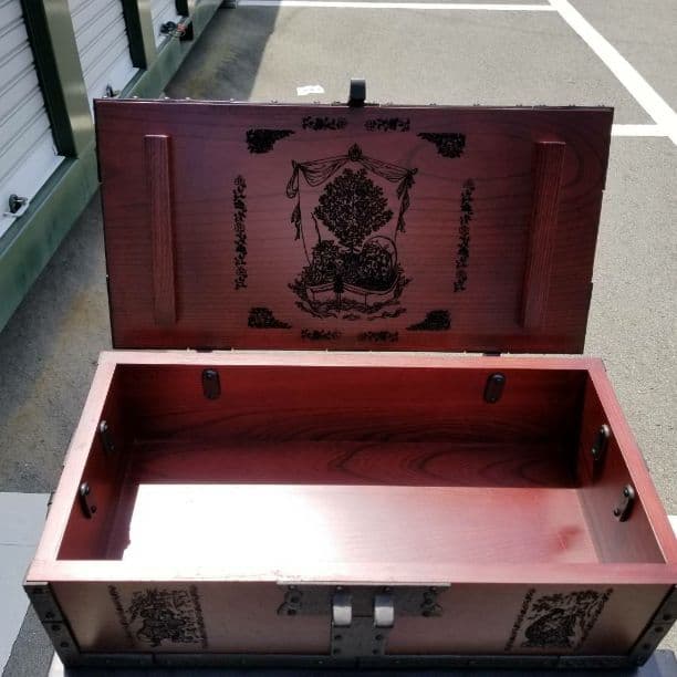 近代製の素晴らしい千両箱 工芸品 珍しいです。