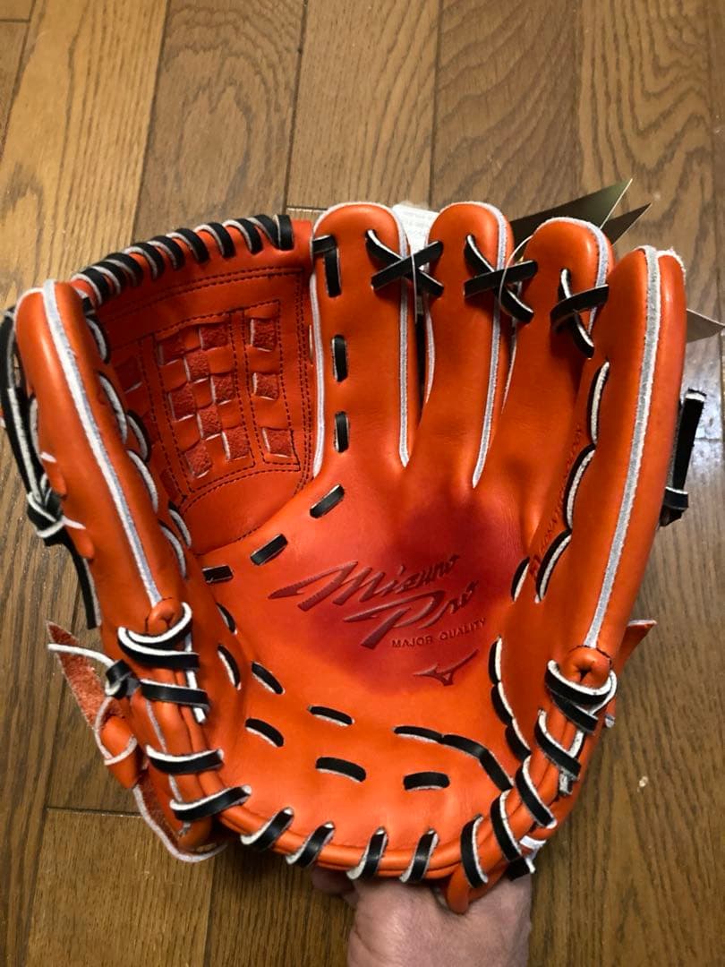 ミズノプロ　硬式グローブ 内野手用　投手用　右利き用　ほぼ新品未使用