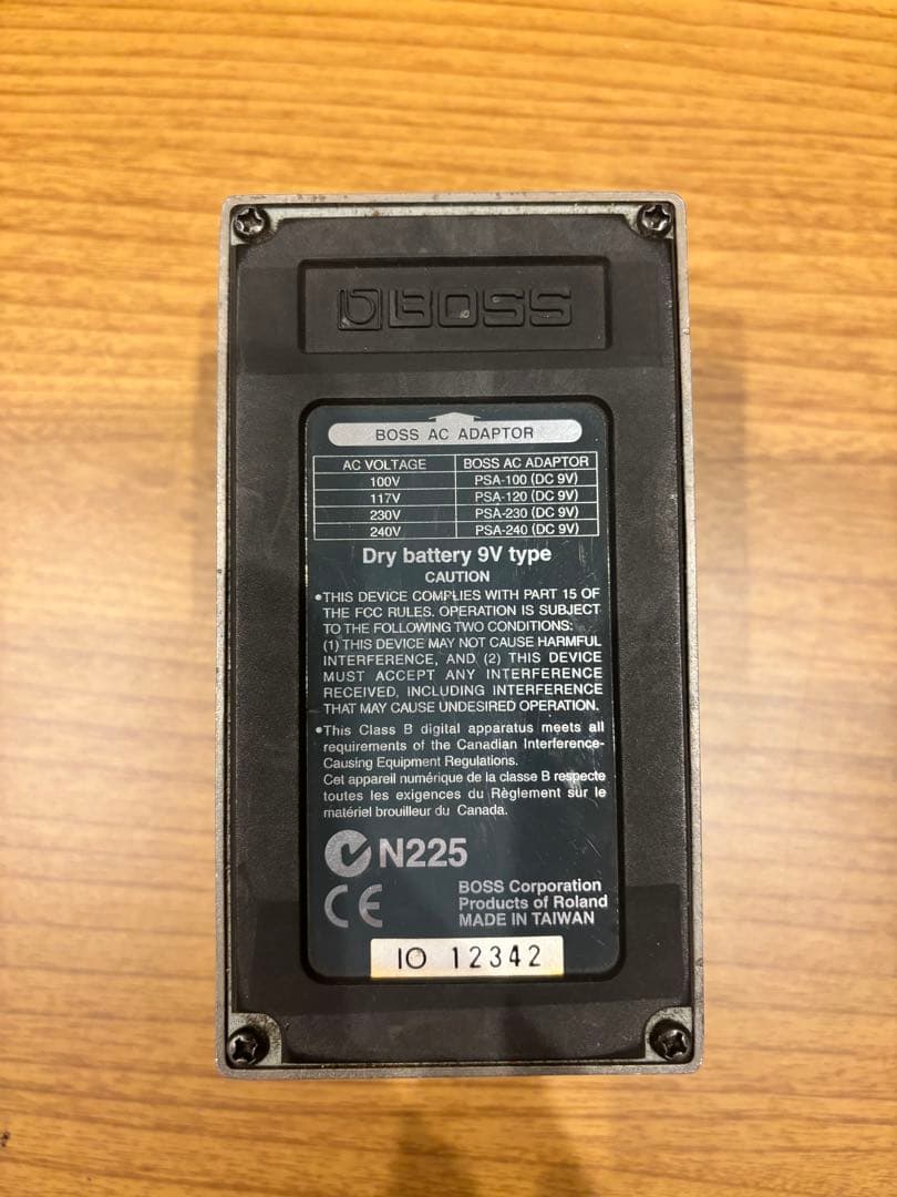 BOSS デジタルリバーブ/ディレイ RV-3