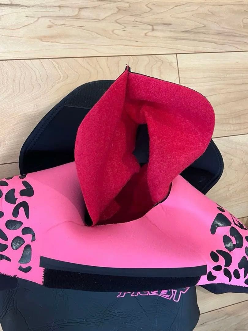 新品JETPILOT セミドライスーツ ブラック/ピンク女性用