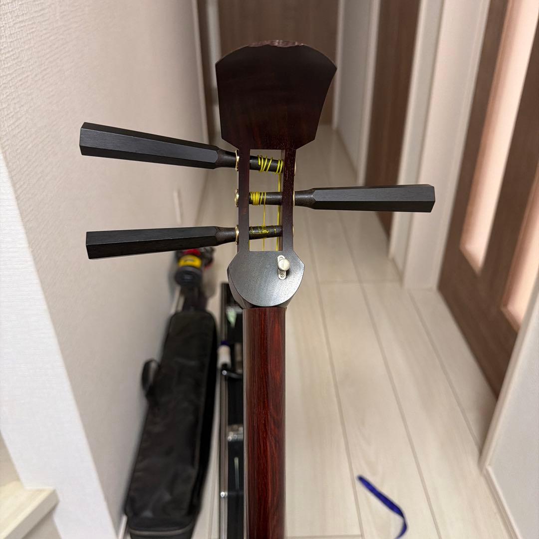 三味線本体 ケース・教本付き