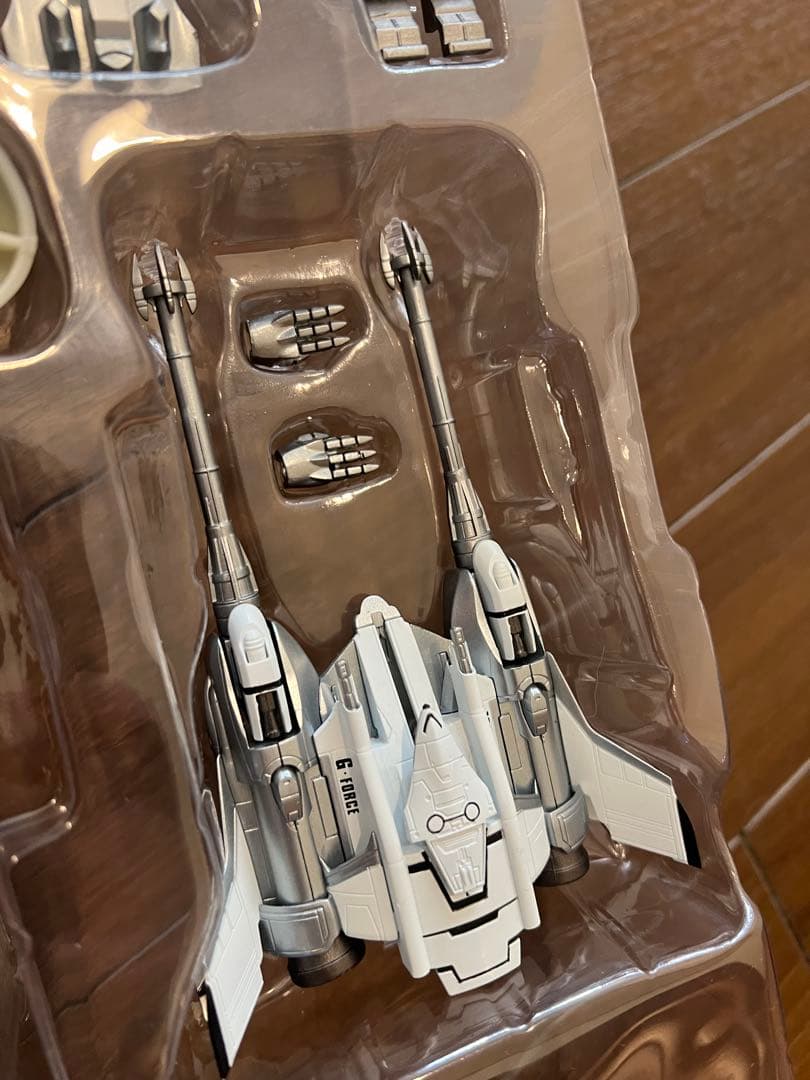 S.H.MonsterArts メカゴジラ （1993）&ガルー ダ＆ラドン