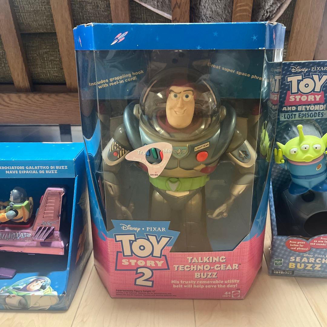 バズライトイヤー フィギュア