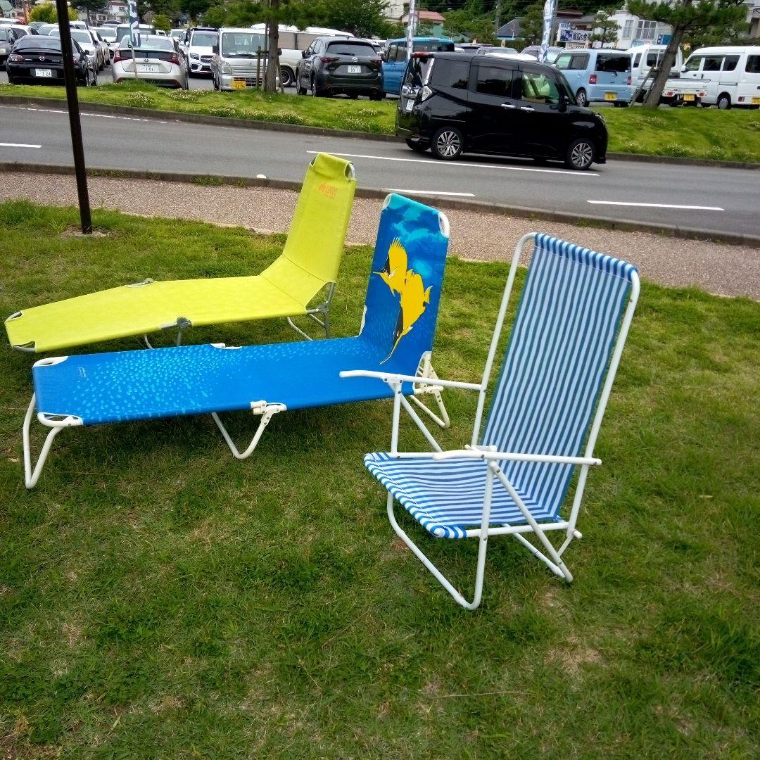 サマーベッド1個、椅子1個