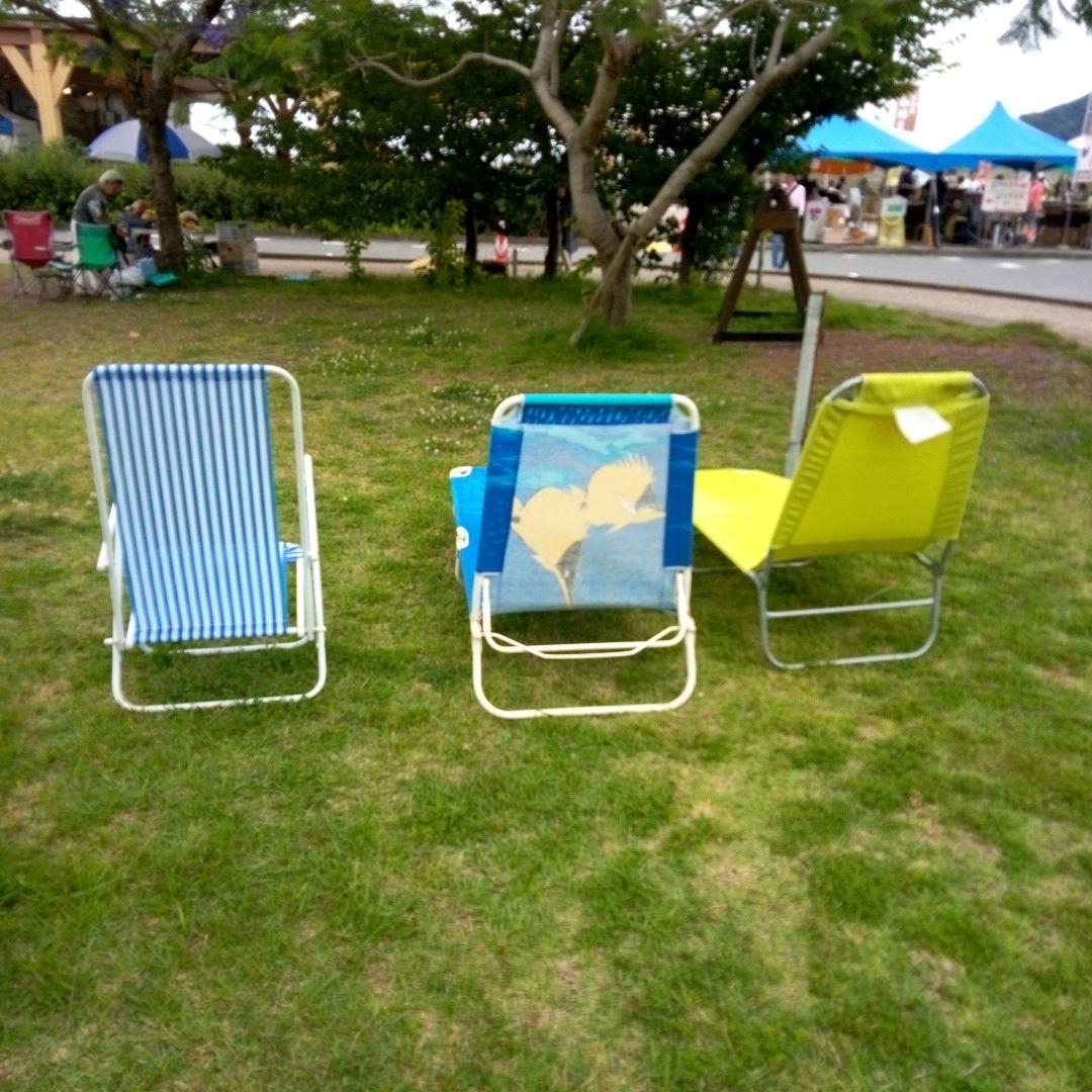 サマーベッド1個、椅子1個