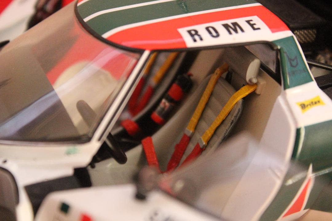 ミニカー 1/18 WRC ランチア・ストラトス(ライト点灯モデル)