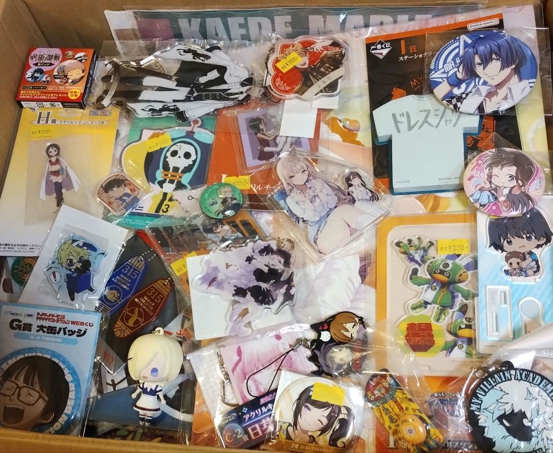 アニメグッズ　ノンジャンル　まとめ売り　大量 約500個　140サイズ