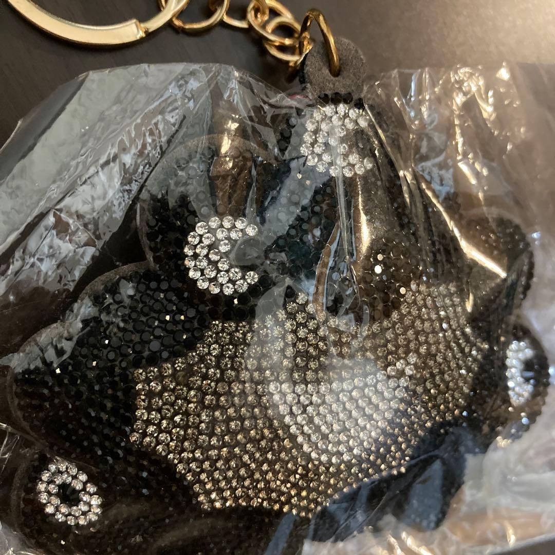 ミャクミャク　ラインストーン　キーホルダー　黒　キラキラ　マスコットキーホルダー