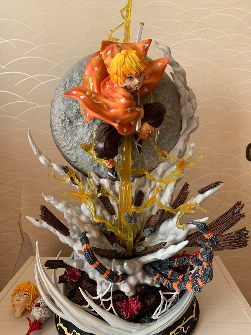 我妻善逸鬼滅の刃 フィギュア 約51cm 傷あり　値下げ可能