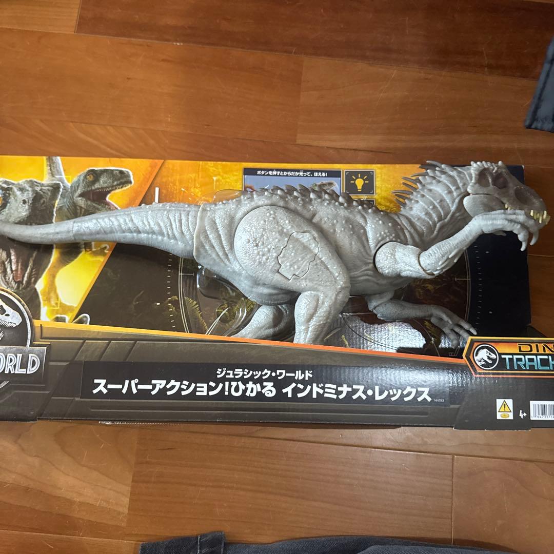 ジュラシック・ワールド ティレックス　インドミナスレックス