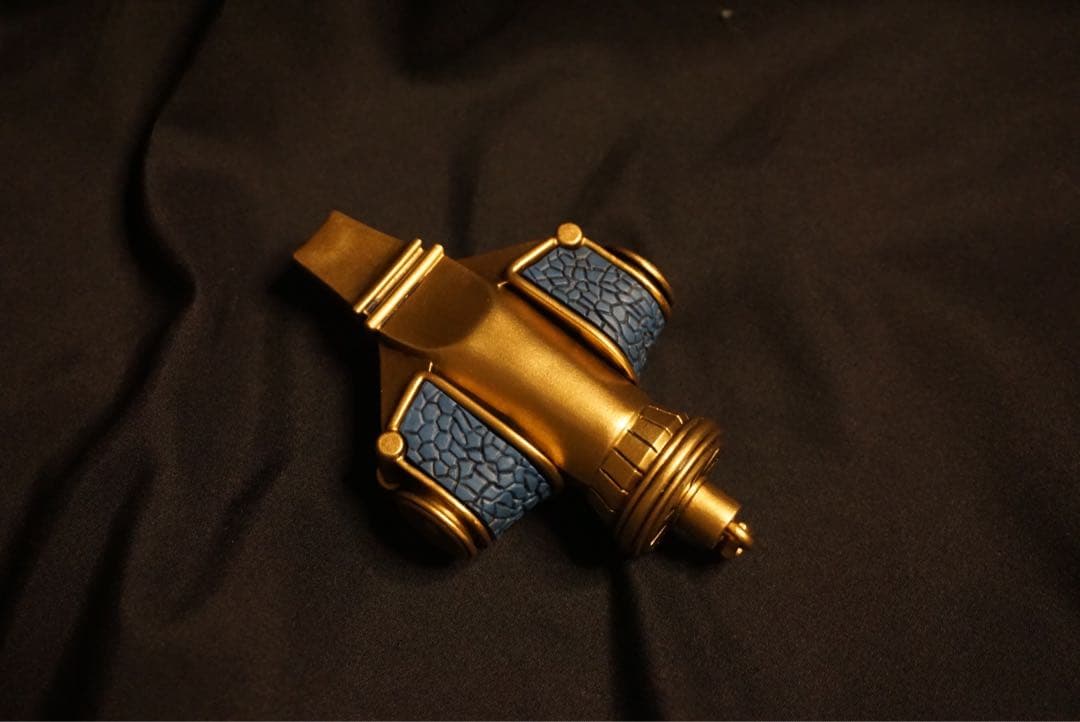 残り僅か　仮面ライダー威吹鬼　変身鬼笛・音笛　プロップ造形　変形ギミック