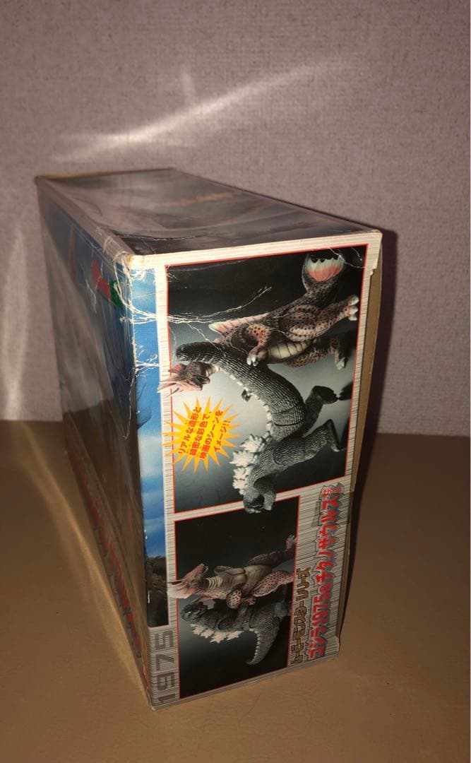 ゴジラ1975 & チタノザウルス★にせゴジラセット★4体入★フィギュアセット