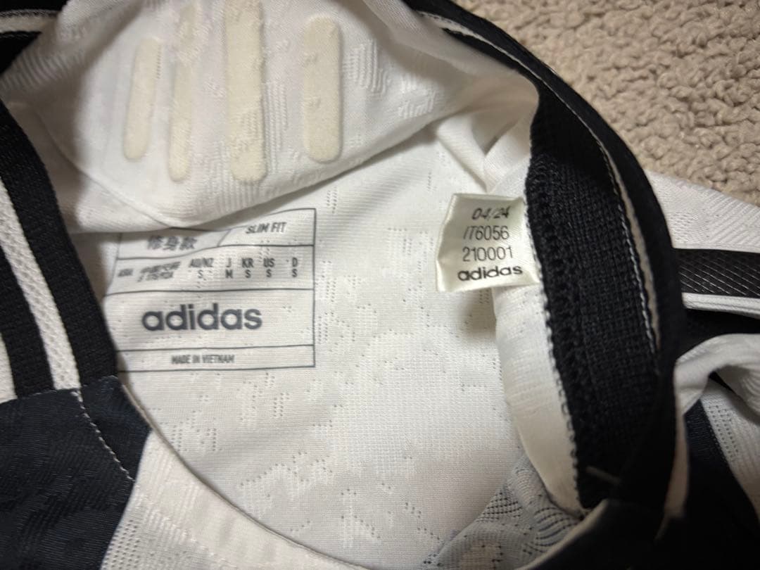 ユベントス　 アディダス　 オーセンティック ユニフォーム