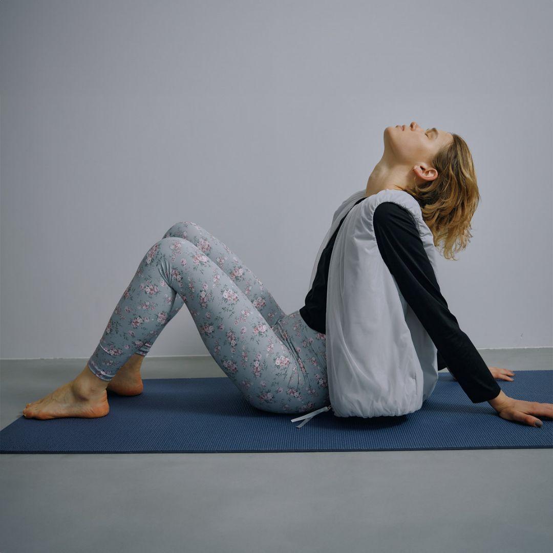 【タグ付新品未使用品】チャコット　プチローズプリントレギンス