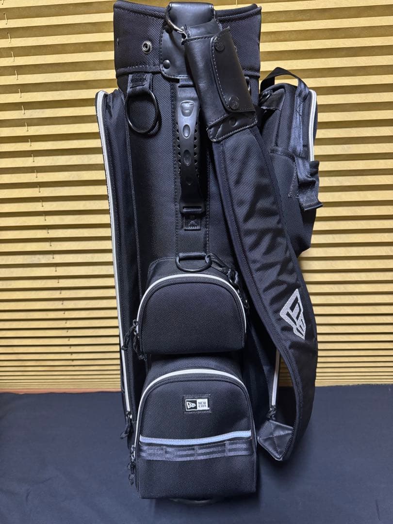 NEW ERA ゴルフキャディバッグ ブラック×シルバー