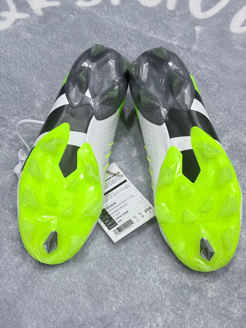 adidas Predator サッカーシューズ ホワイト/ライムグリーン