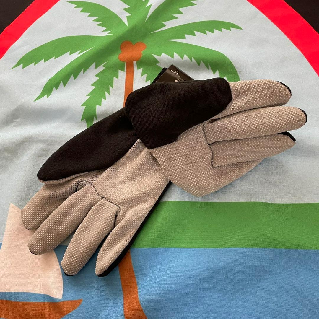 新品フットロッカー購入 RAIDERS　手袋