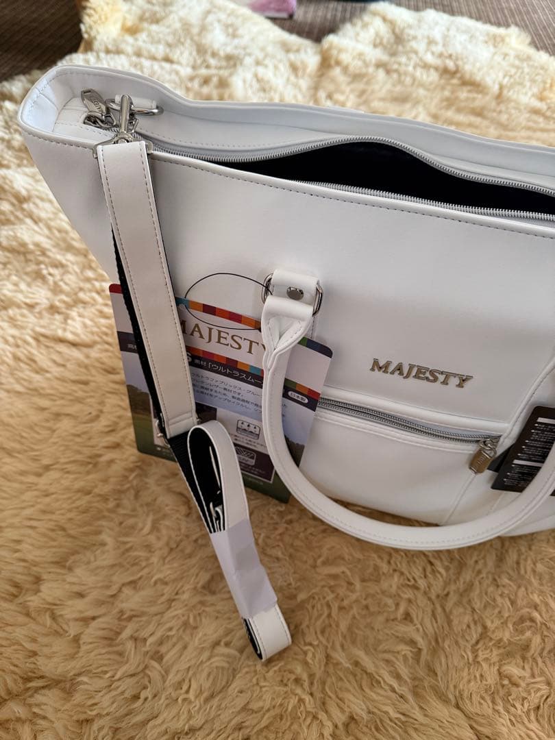 MAJESTY ロッカーバッグ！【新品】