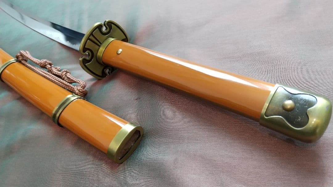 【金属刀身】髭切 模造刀 武具 日本刀 刀剣乱舞 コスプレ 太刀 模擬刀 刀剣