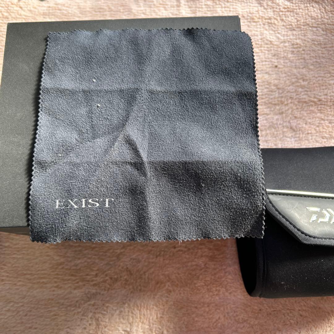 22 イグジスト　ダイワ　EXIST PC LT3000XH ラウンドノブ付き