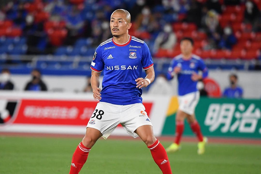 希少　美品　アディダス 横浜F・マリノス　支給品　前田大然　ゲームパンツ　38