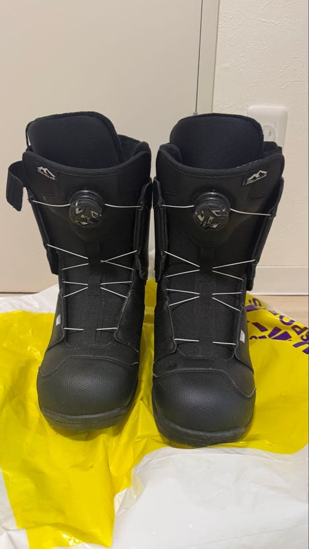 HINO　スノーボードブーツ、スノーボードセット