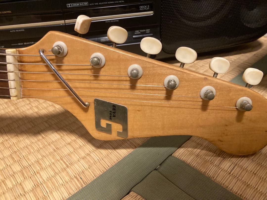 Guyatone LG80t 動作品 調整・分解清掃済み ビザールギター