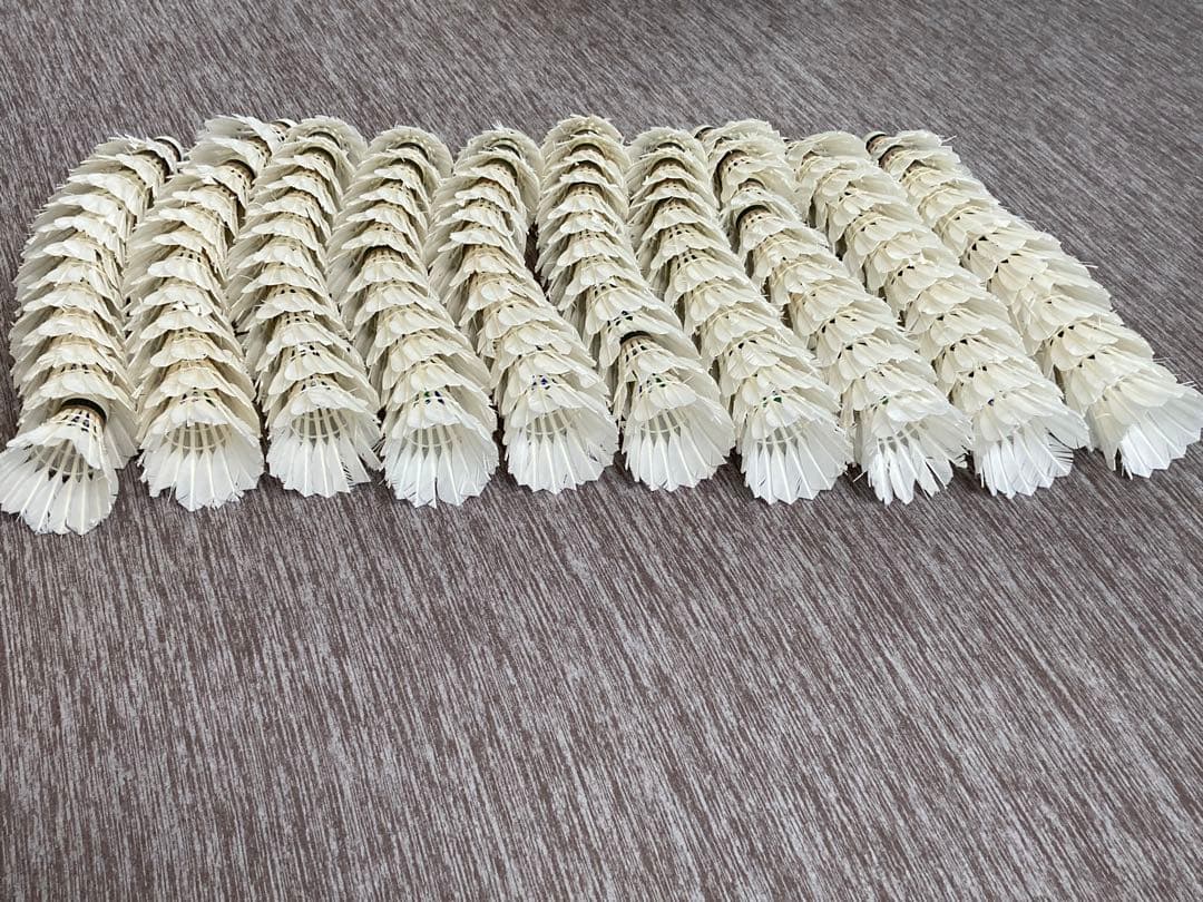 【美品】バドミントンシャトル