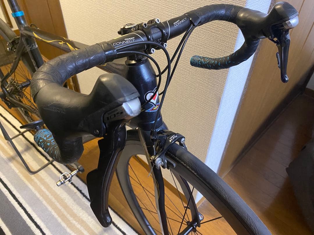 カーボンロードバイク SHIMANO105