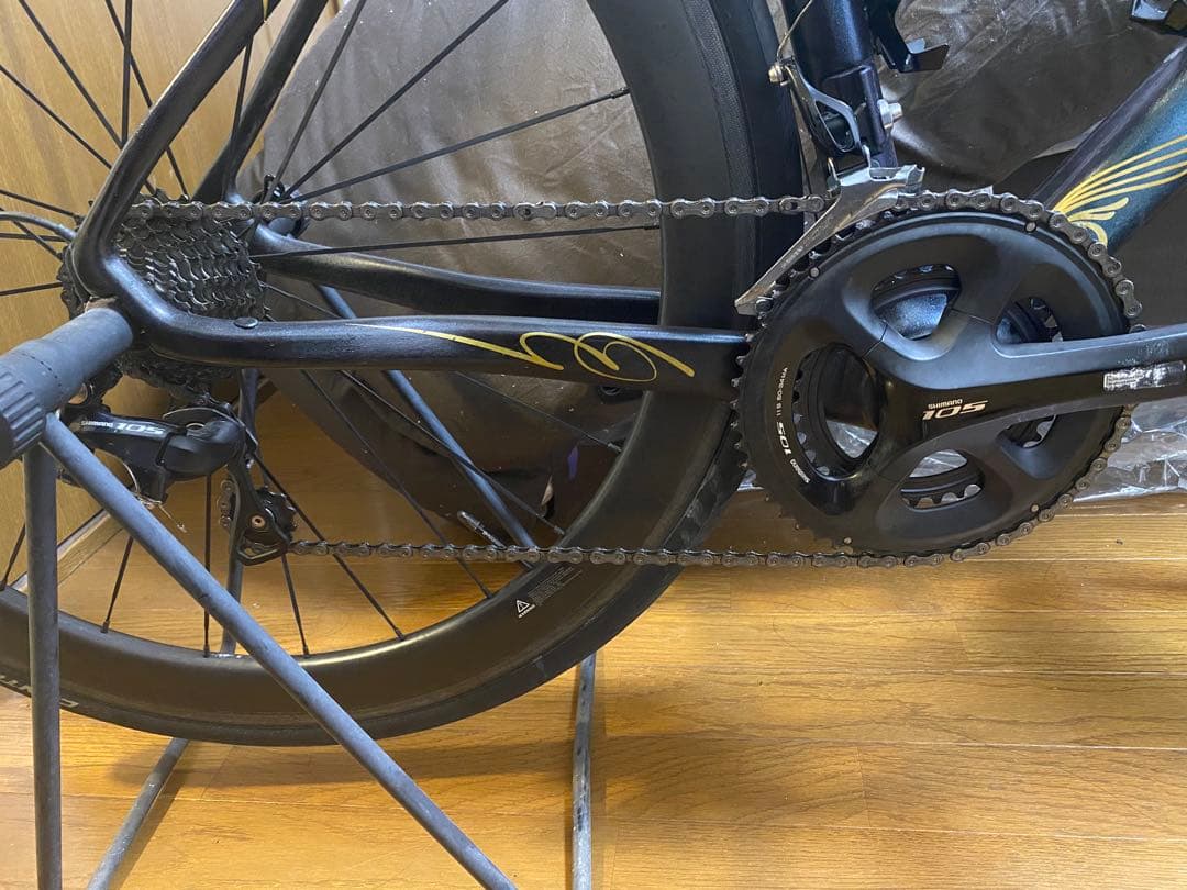 カーボンロードバイク SHIMANO105