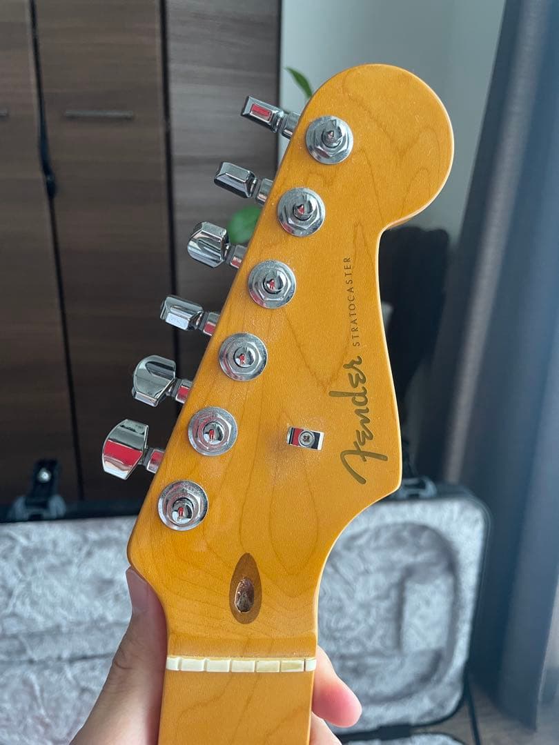 Fender American Ultra STRAT SSH メンテ済
