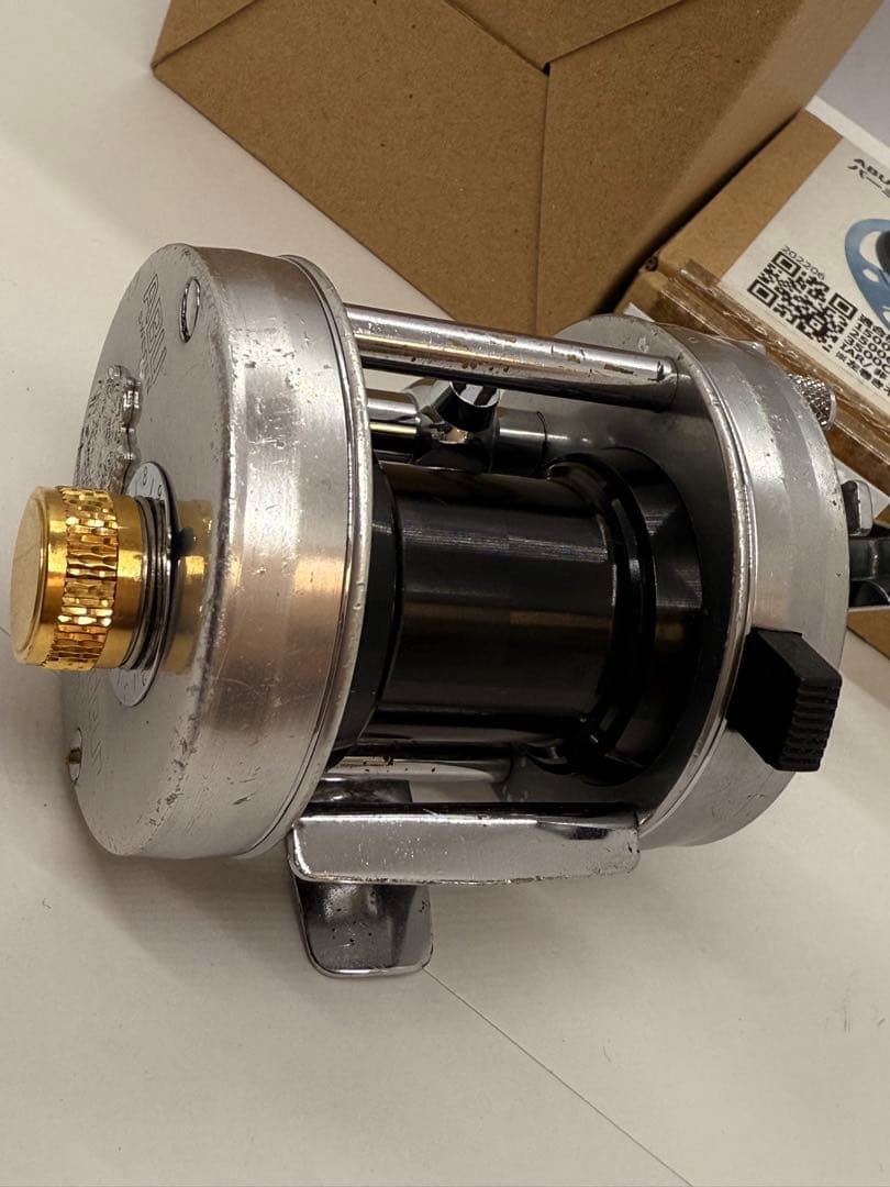 ABU 2500C ベイトリール プレート付き