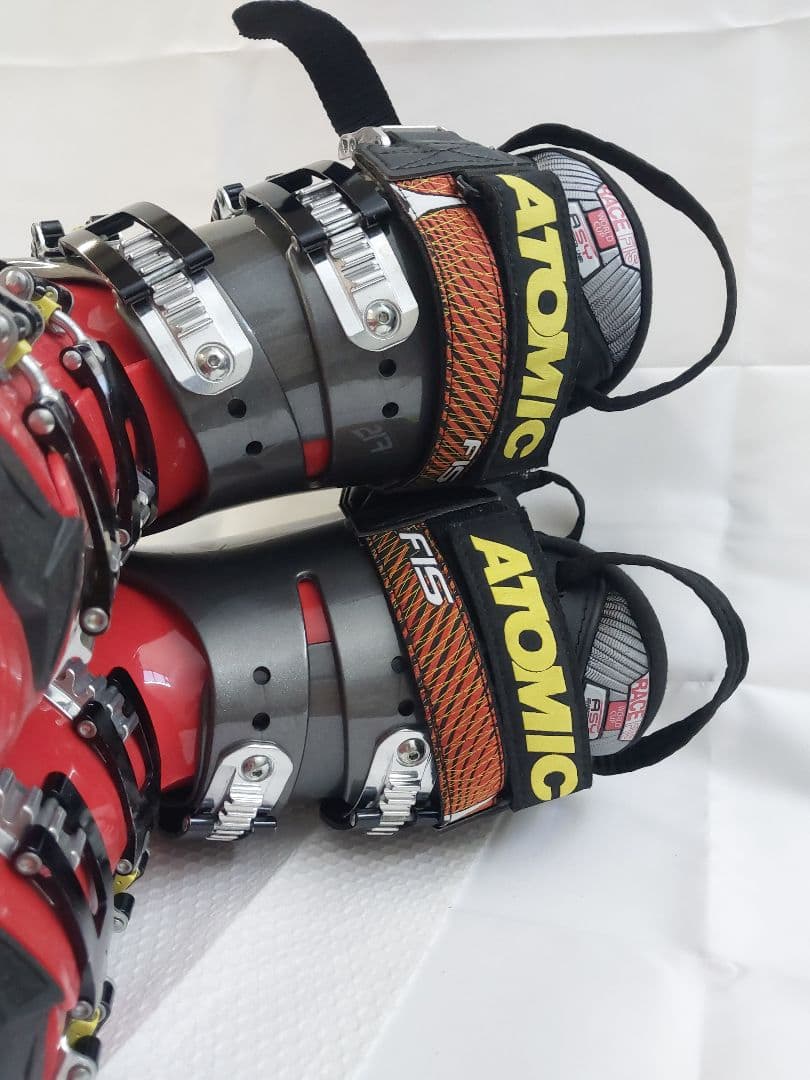 即日発送対応可　Atomic　スキーブーツ　25cm