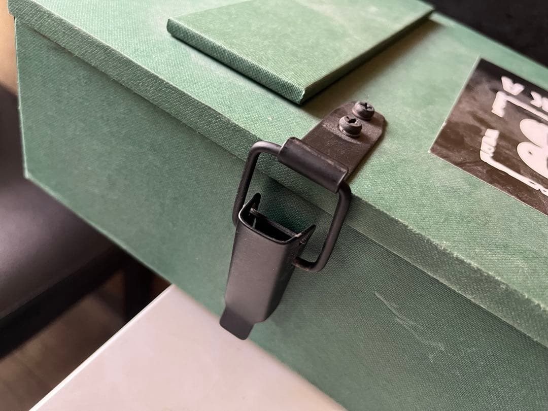 ラドガジャパン　カラシニコフウォッカ　空ビン