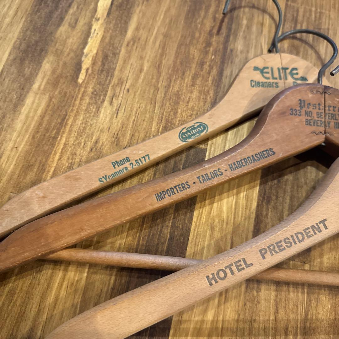 ヴィンテージ木製ハンガー　3本　リバース　大戦