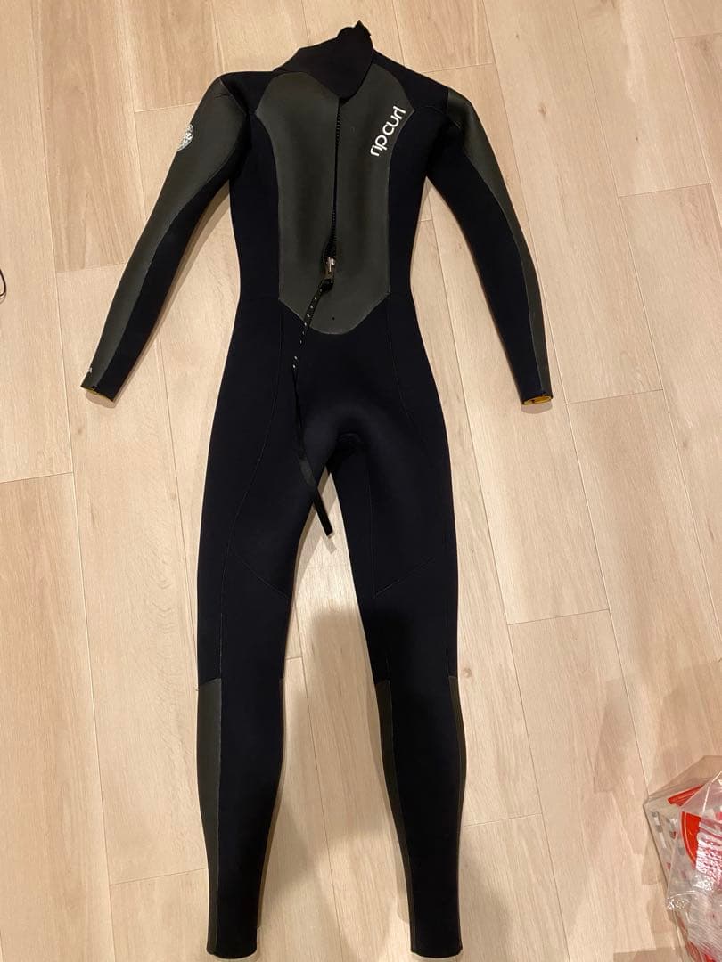 MLサイズ リップカール レディース セミドライ 5/3mm